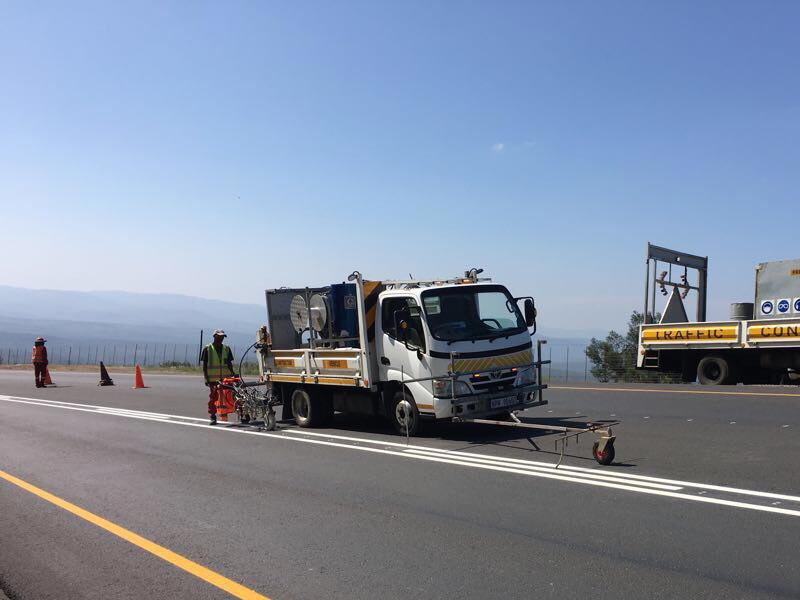 Provincial-Road-Drakensberg1